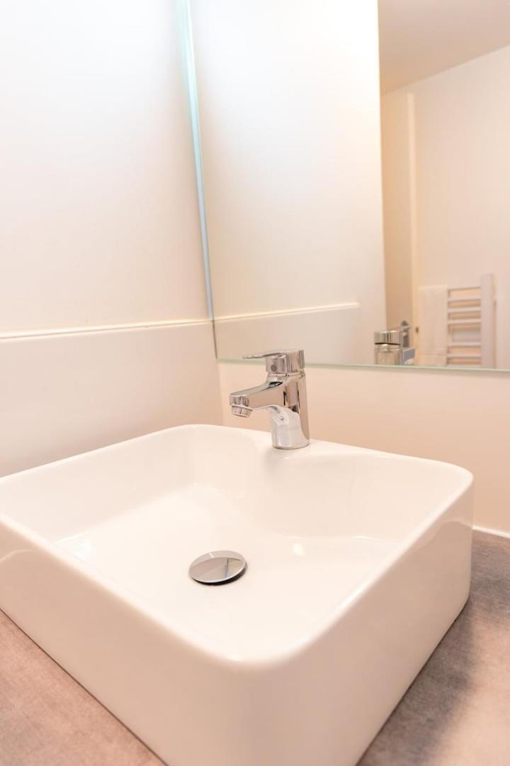 Duplex Confortable En Centre Avec 2 Chambres Châlons-en-Champagne Exterior foto