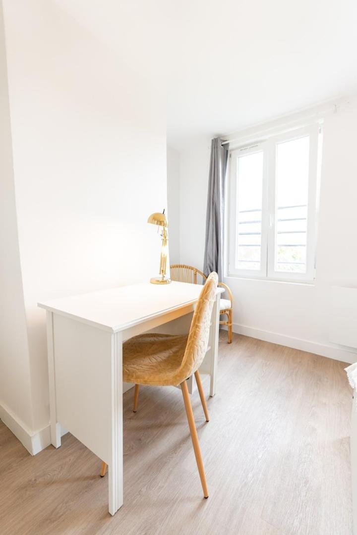 Duplex Confortable En Centre Avec 2 Chambres Châlons-en-Champagne Exterior foto