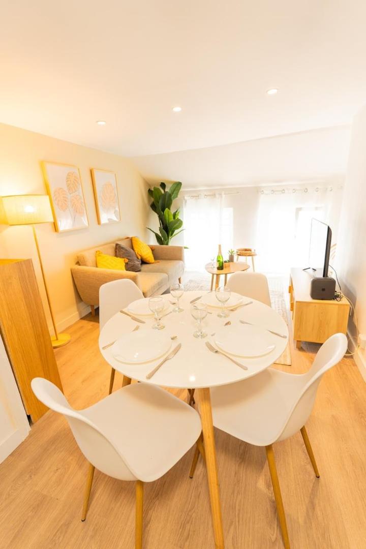 Duplex Confortable En Centre Avec 2 Chambres Châlons-en-Champagne Exterior foto